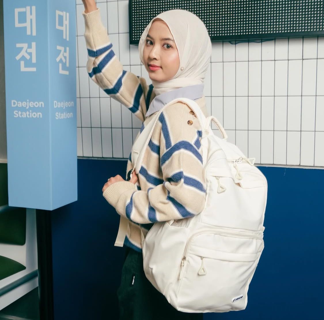 Sesi Foto Produk Carry Me di Bandung oleh Rifera Management